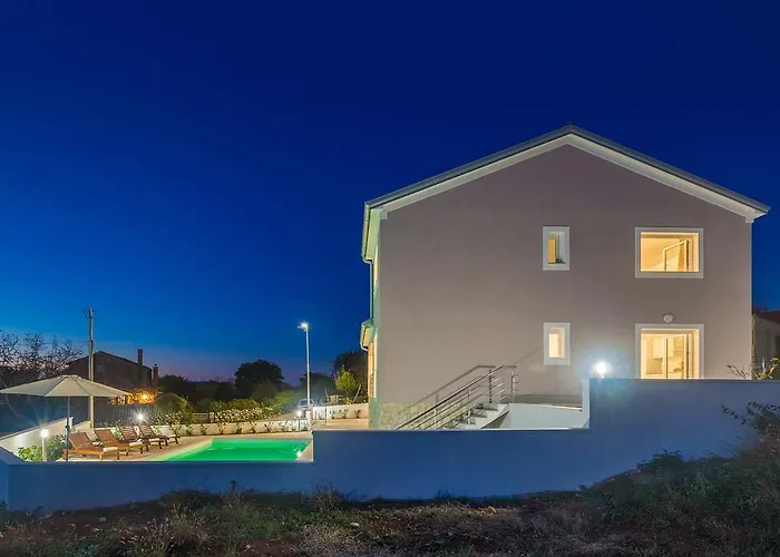 House Isabella Linardići