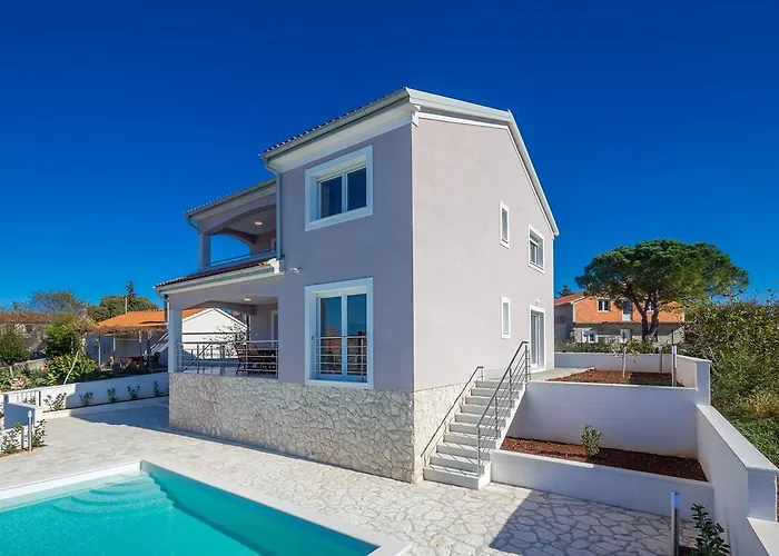 House Isabella * Linardići