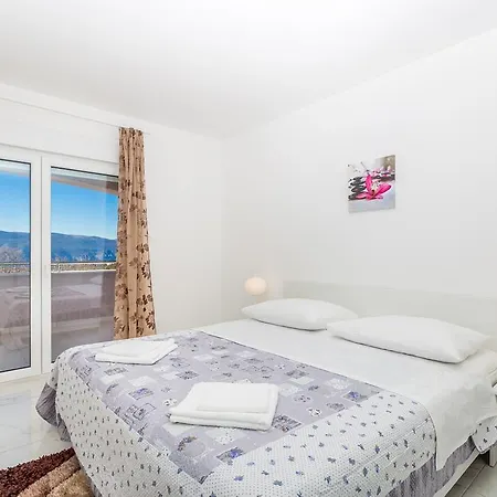 Villa Holiday House Isabella *